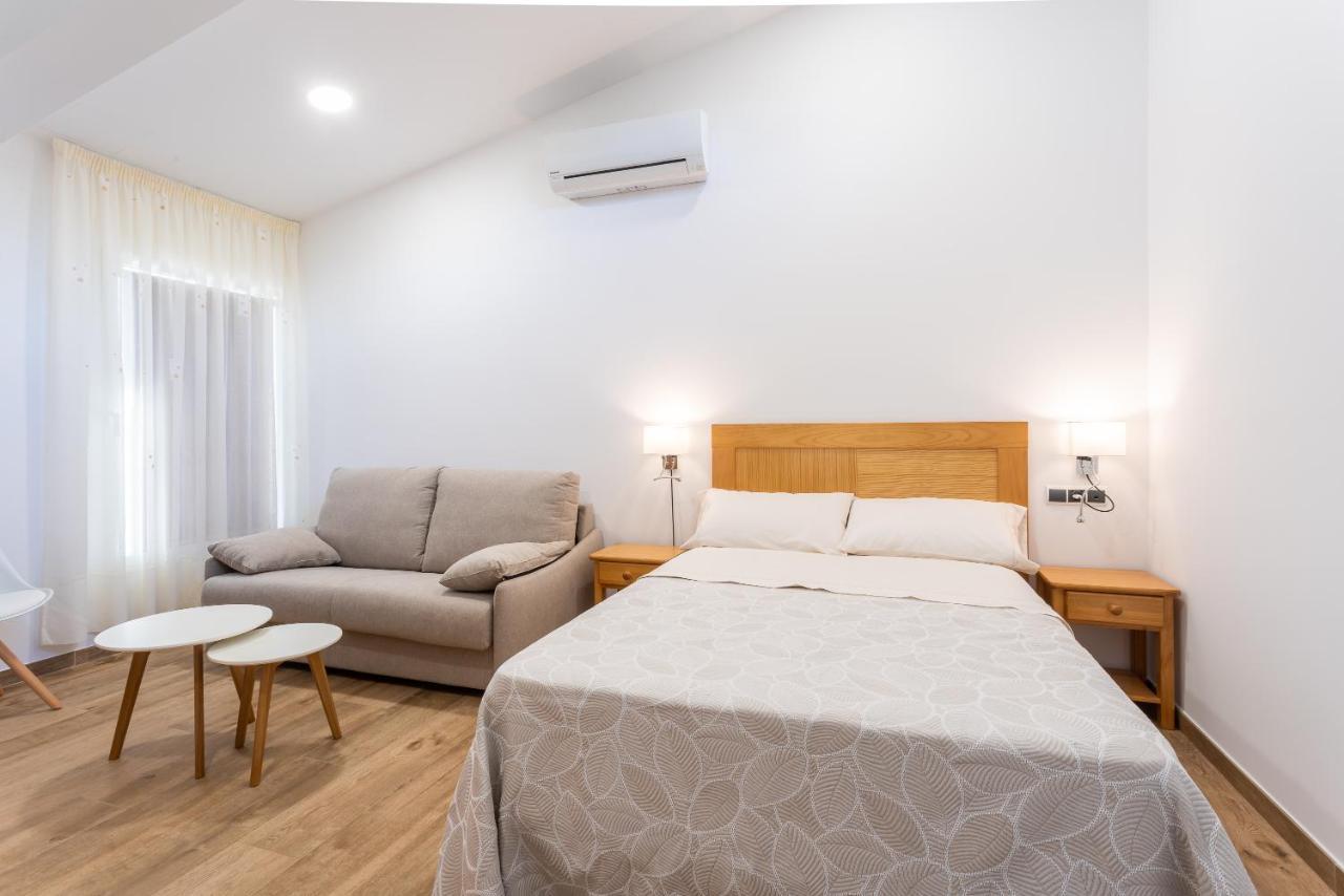 Hotel Donas E Cabaleiros Boqueixon Экстерьер фото