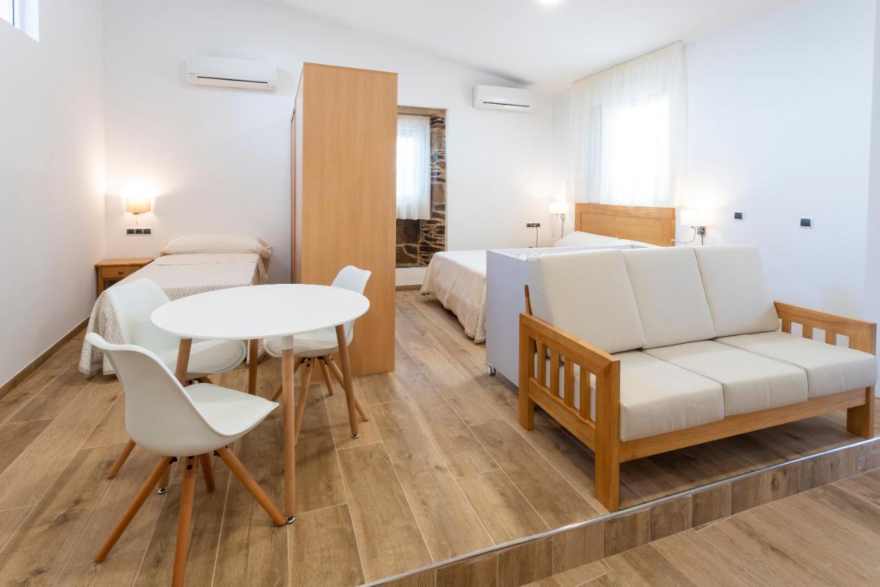 Hotel Donas E Cabaleiros Boqueixon Экстерьер фото